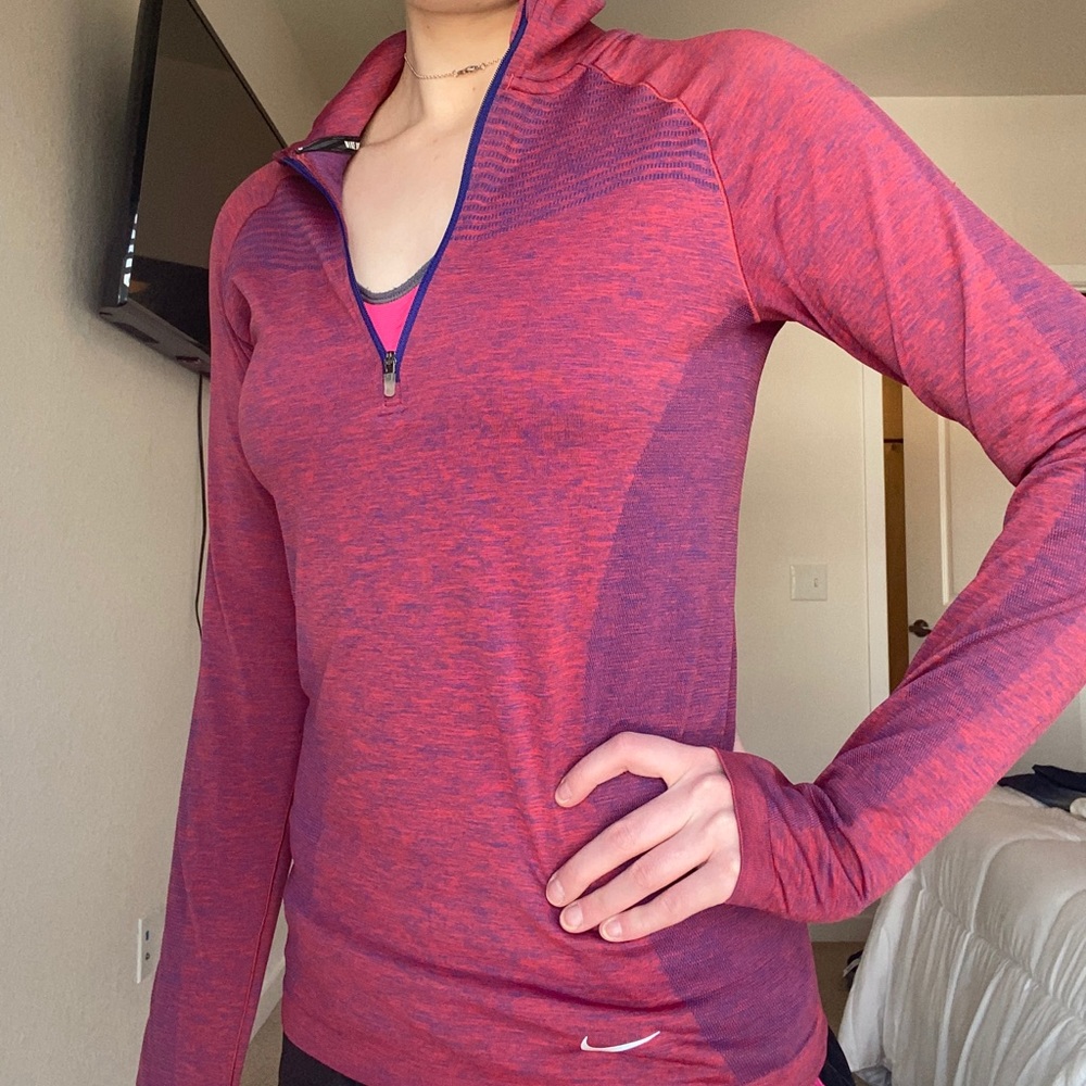 Nike long sleeved quarter zip top